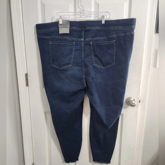 NWT Torrid Lean Jean plus elastic waist stretch raw hem denim size 5R 5X - Picture 9 of 14